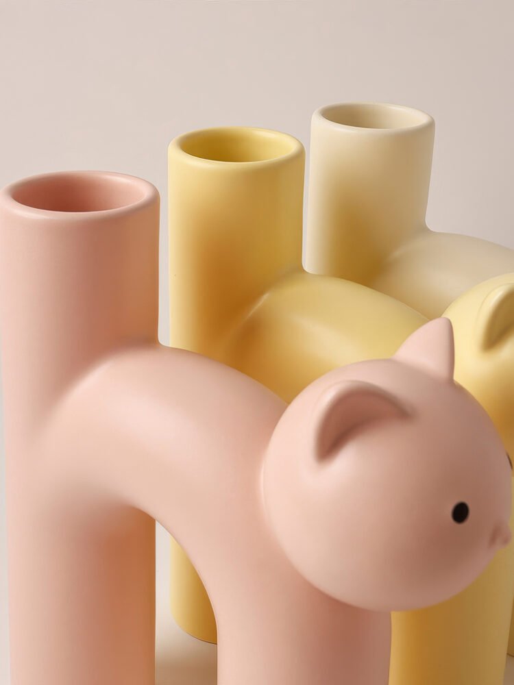 Wabiv cute tubular Siamese cat shaped ceramic vase