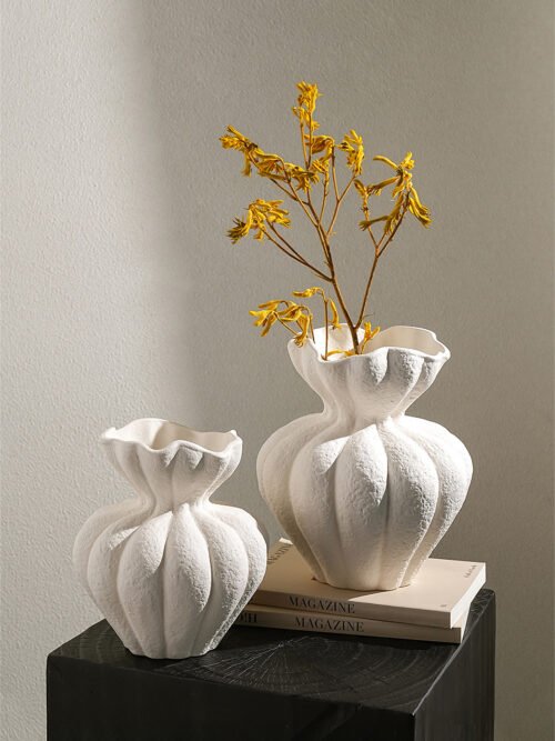 Wabiv French multi-petal vase