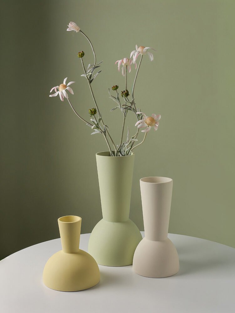 Wabiv Geometric flower arrangement