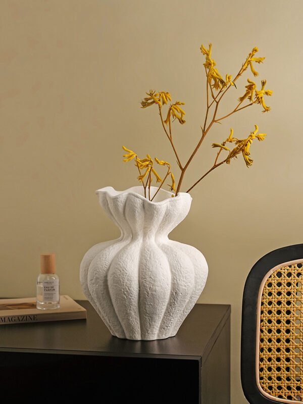 Wabiv French multi-petal vase