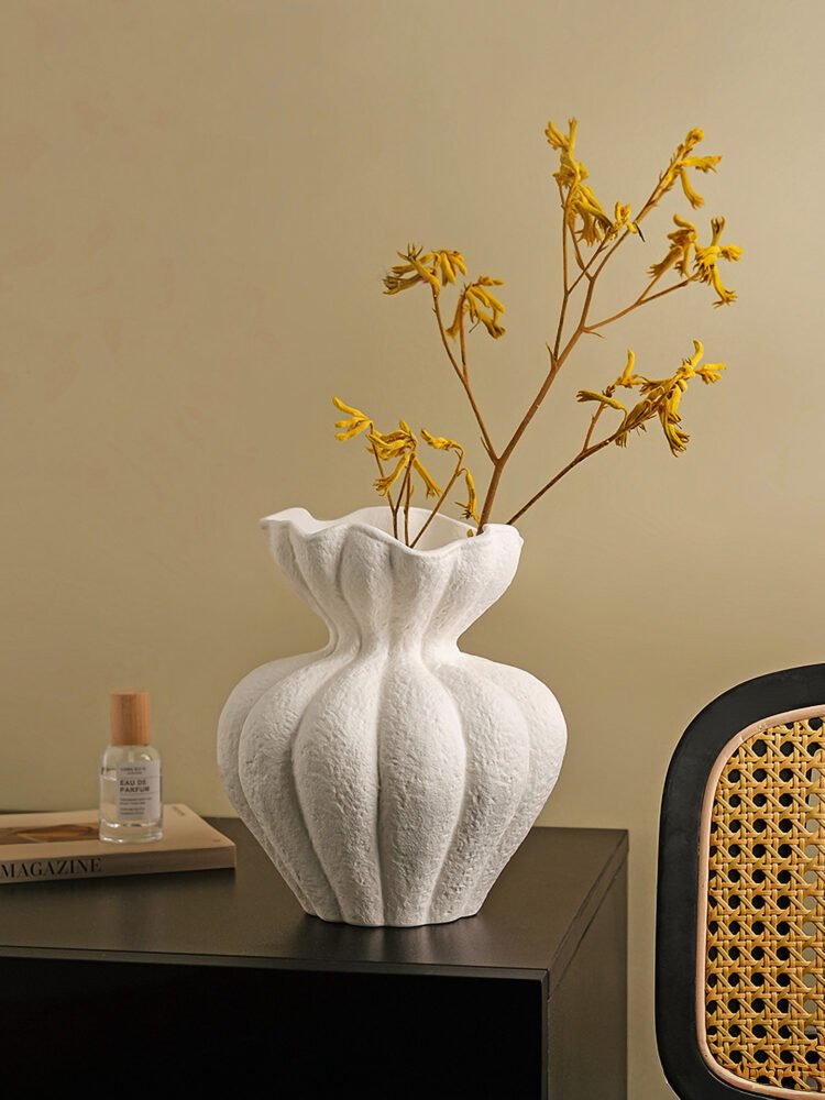 Wabiv French multi-petal vase