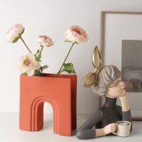 zhutu3 Wabiv U-shaped geometric vase