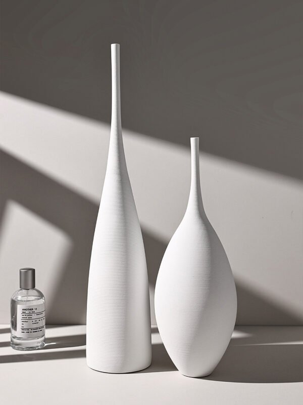 Wabiv Narrow-necked wire-drawn vase