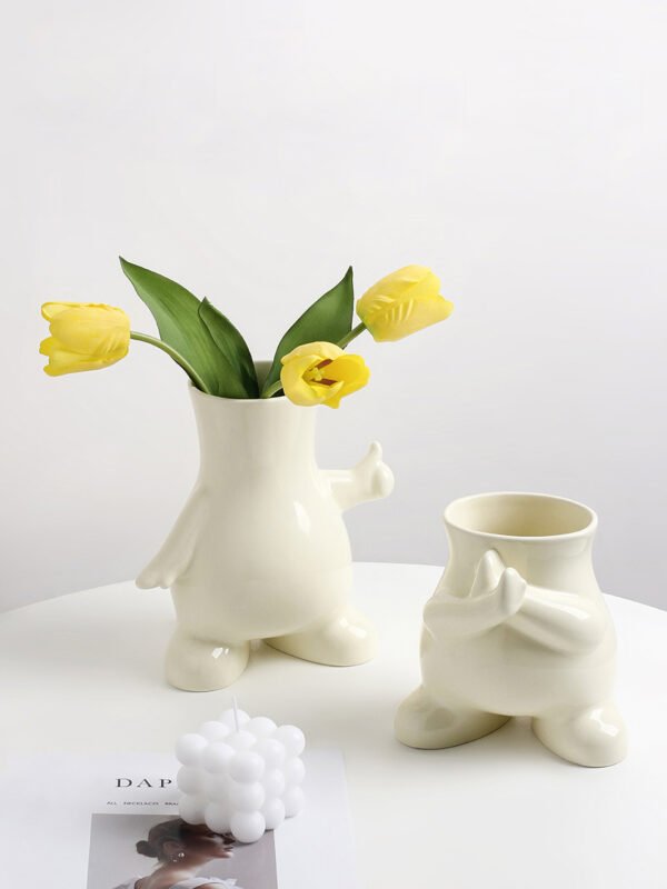 Wabiv Creative and trendy flower vases