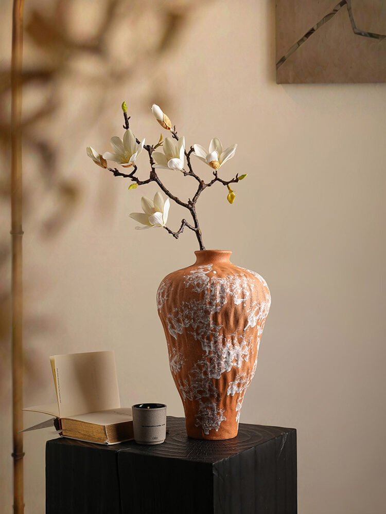 Wabiv Orange irregular-shaped vase