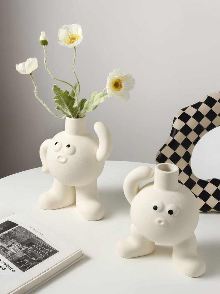 Wabiv artistic big foot shaped quirky ceramic vase