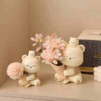 Cute hug bear holding bouquet decorative ornament