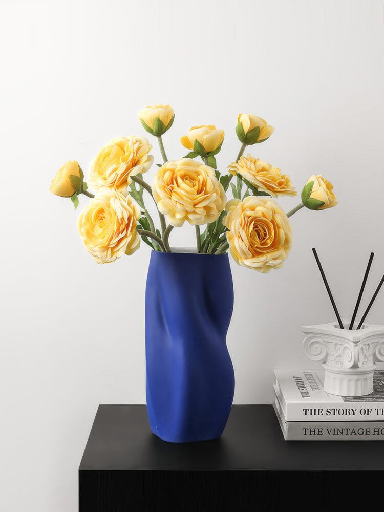 Matte frosted twisted shape ceramic flower vase