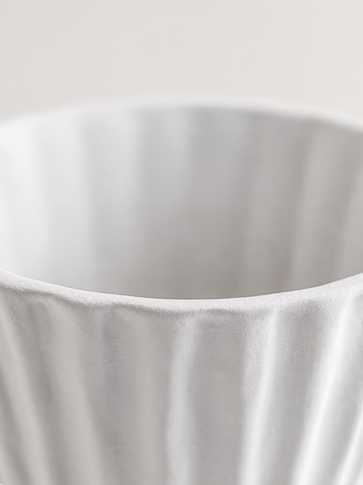 Wabiv retro style ribbed striped ceramic flower vase