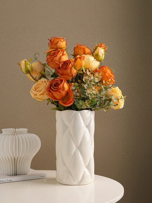 Wabiv Sofa-patterned vase