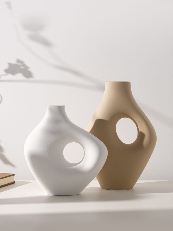 Wabiv Wabi-sabi sensual handle vase