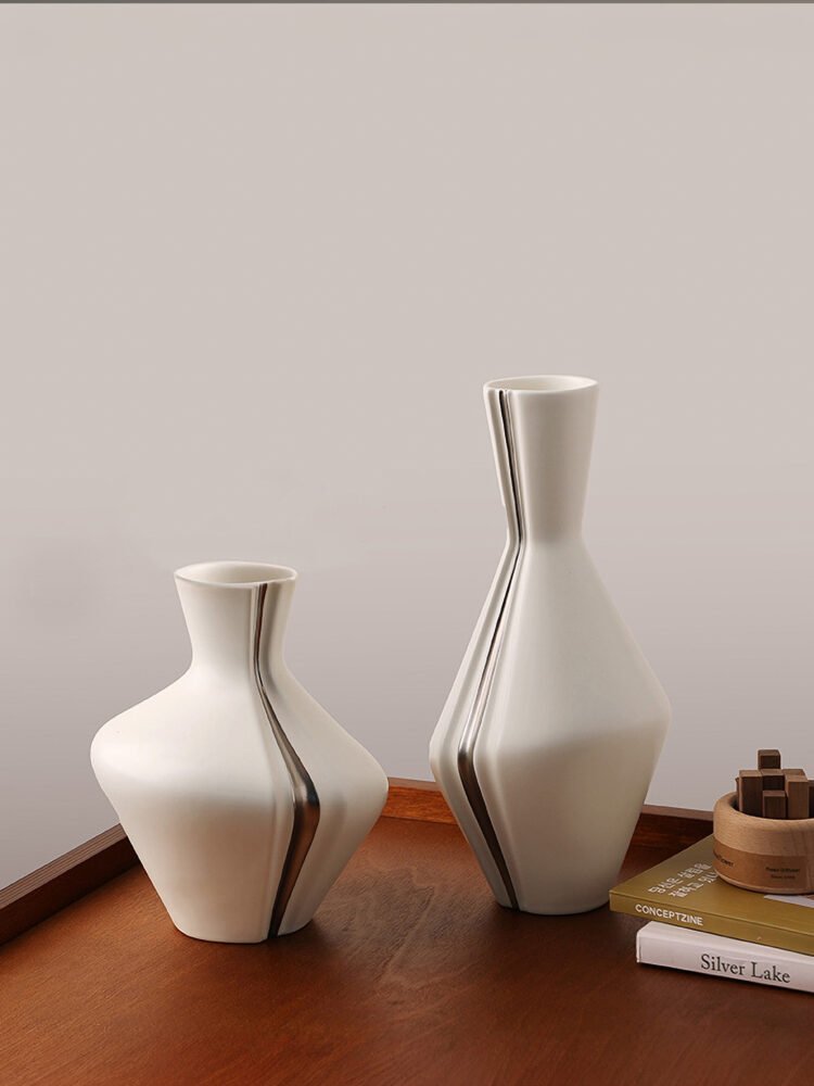 Wabiv Three-fold patterned vase