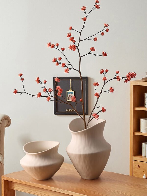 Wide-mouthed irregular patterned vase