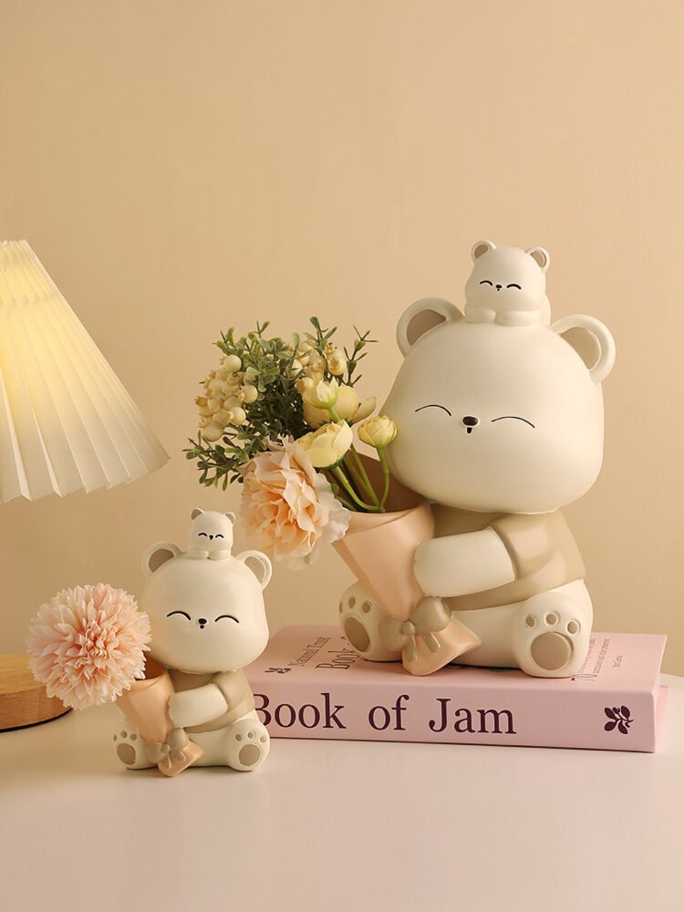 Hug Bear Bouquet Ornament