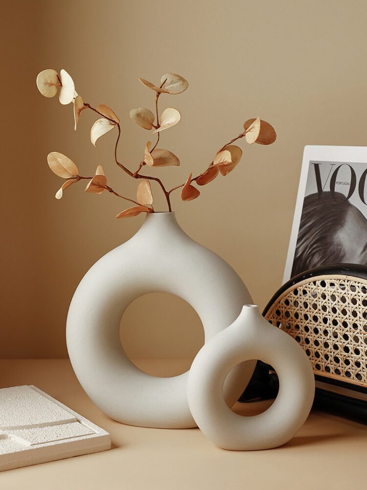 Wabiv Instagram-worthy donut-shaped unglazed vase