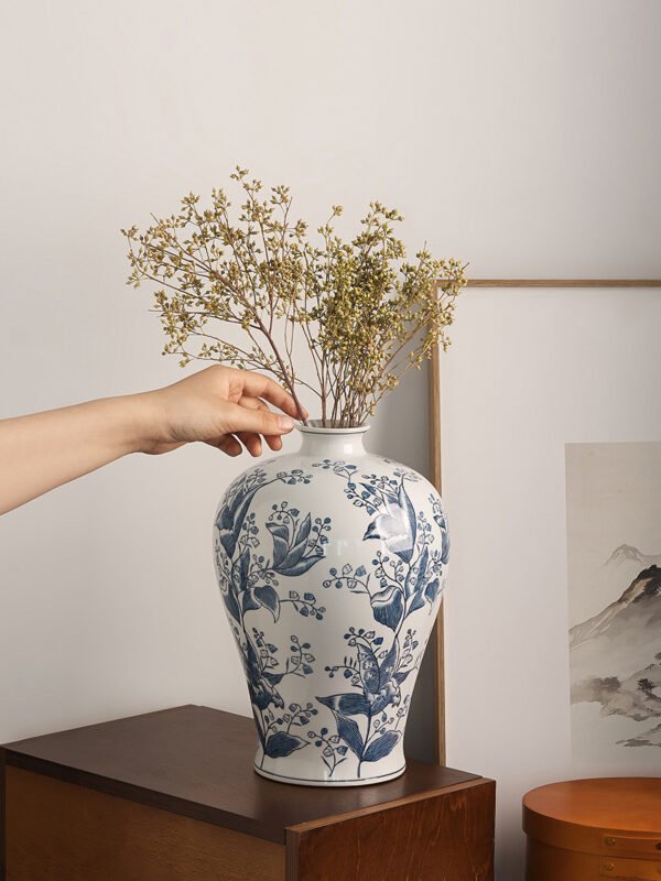 Wabiv Blue and white porcelain vase