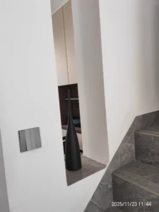 Wabiv Narrow-necked wire-drawn vase