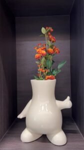 Wabiv Creative and trendy flower vases