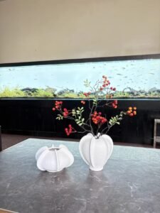 Starfruit multi-petal vase