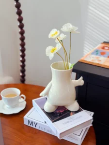 Wabiv Creative and trendy flower vases