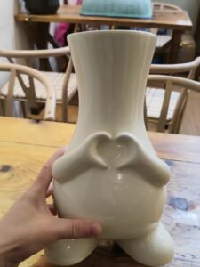 Wabiv Creative and trendy flower vases