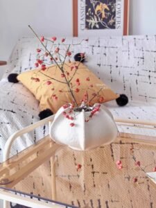 Starfruit multi-petal vase