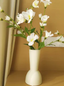 Wabiv Geometric flower arrangement