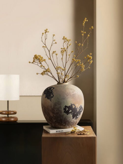 Wabiv Yunyin style minimalist floral ceramic vessels for serene spaces