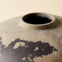 Wabiv Yunyin style minimalist floral ceramic vessels for serene spaces