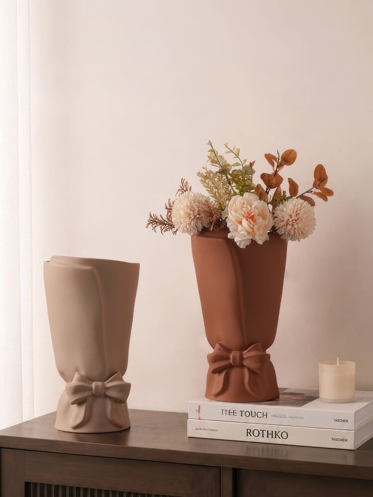 Romantic French style ribbon bow pouch ceramic flower vase for tabletop decor