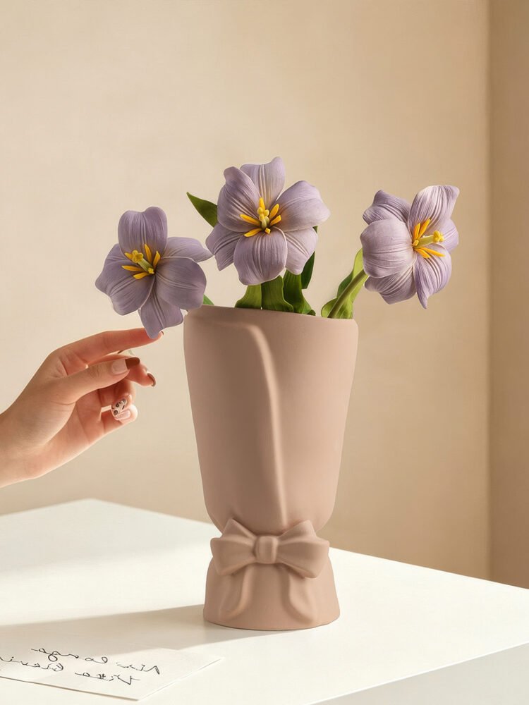 Romantic French style ribbon bow pouch ceramic flower vase for tabletop decor